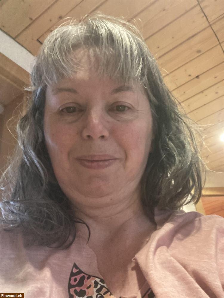 Bild 2: Freunde gesucht reden Ausgang