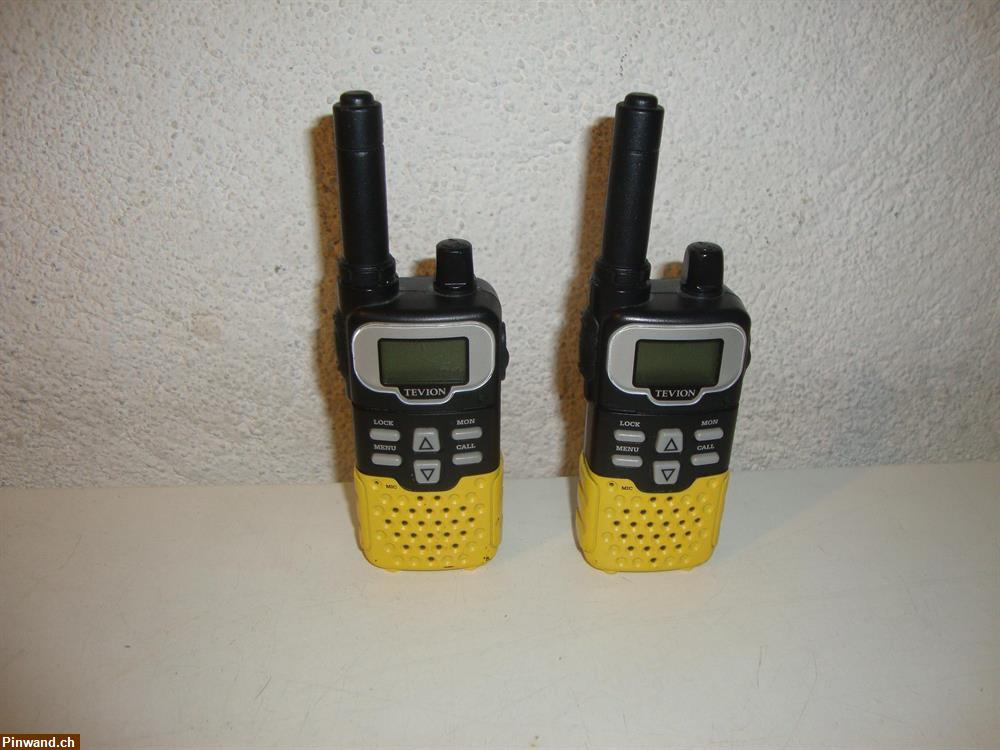 Bild 1: Handfunkgeräte zu verkaufen