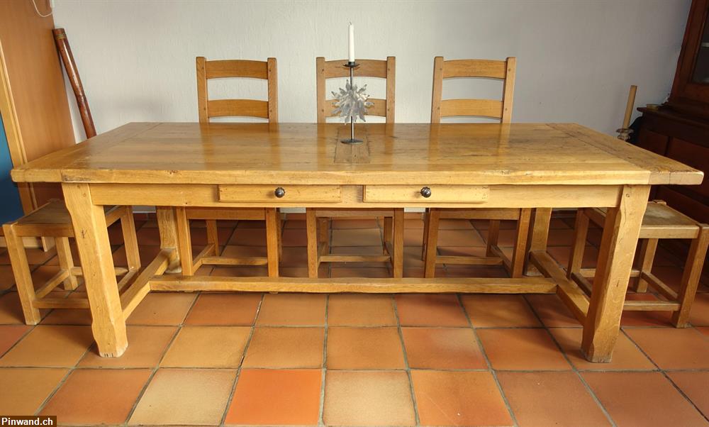 Bild 1: Klostertisch, ausziehbar mit Stühle, Hocker zu verkaufen