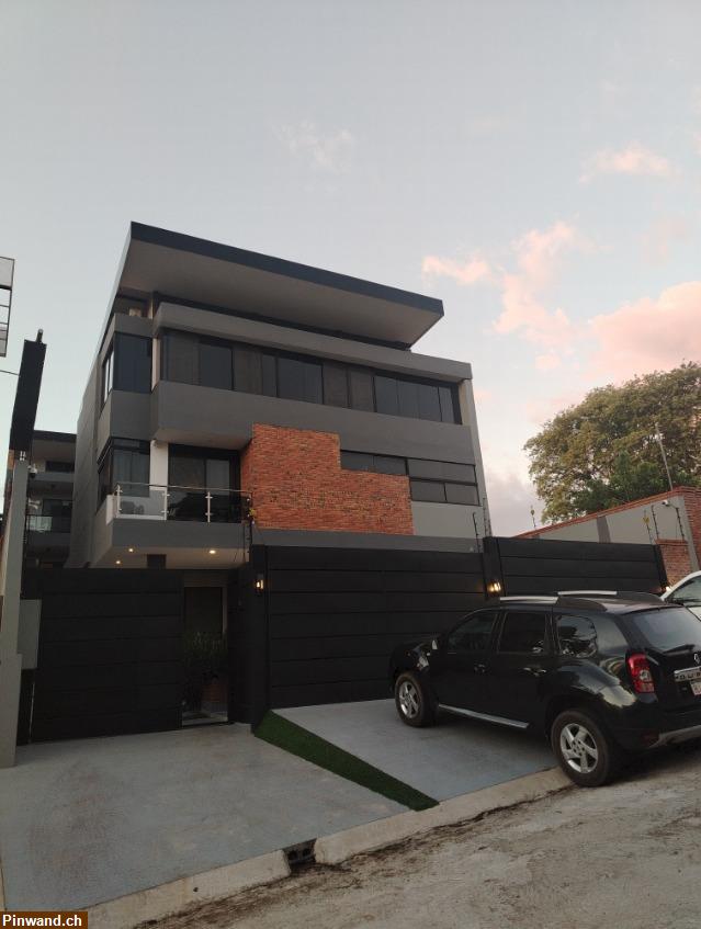 Bild 5: Neubau-Hotel mit Wohnhaus in San Antonio / Paraguay