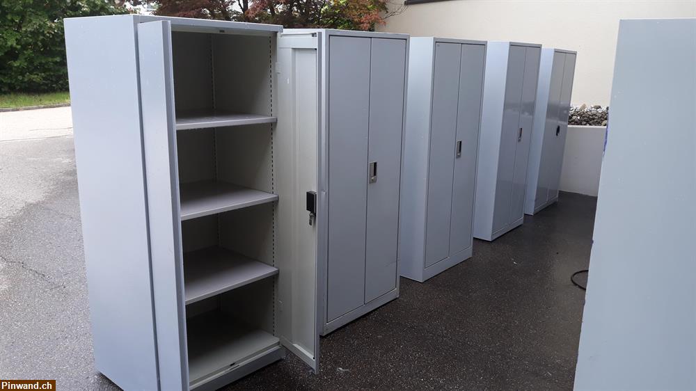 Bild 2: Lista Metallschrank extratief 65cm/ 10 Stück