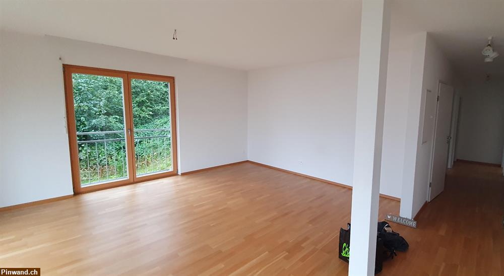 Bild 3: 4.5 Zi- Wohnung mit Aussicht zu vermieten