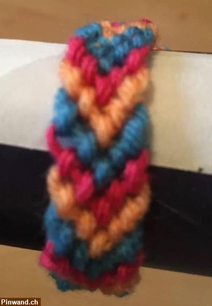 Bild 1: Armband geknüpft