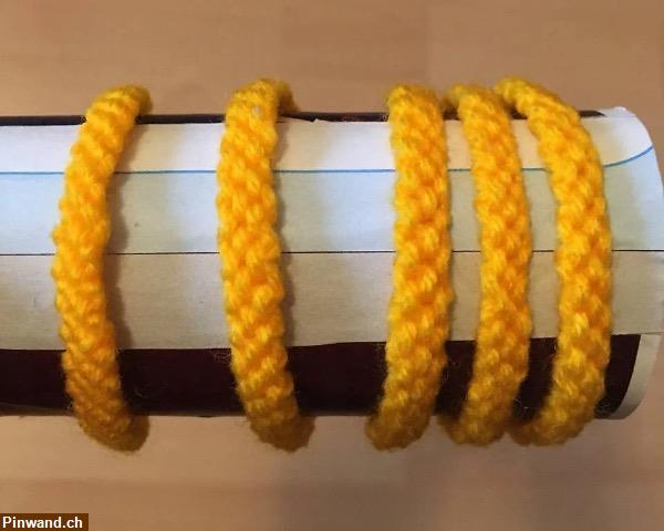 Bild 1: Armband, Fussband und Halsband