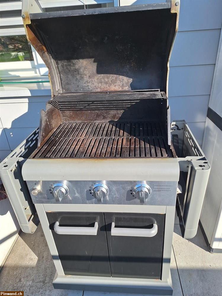 Bild 2: Gratis Gasgrill BBQ Sirius 3 (mit 3 Brennern)