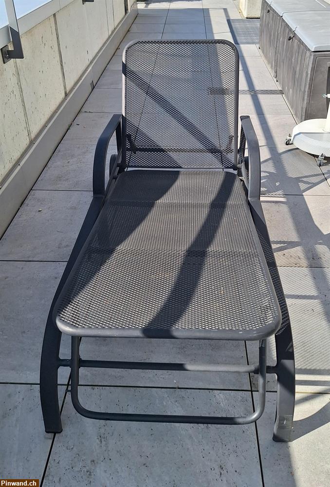 Bild 4: Liegestuhl Metall mit Armlehnen zu verkaufen
