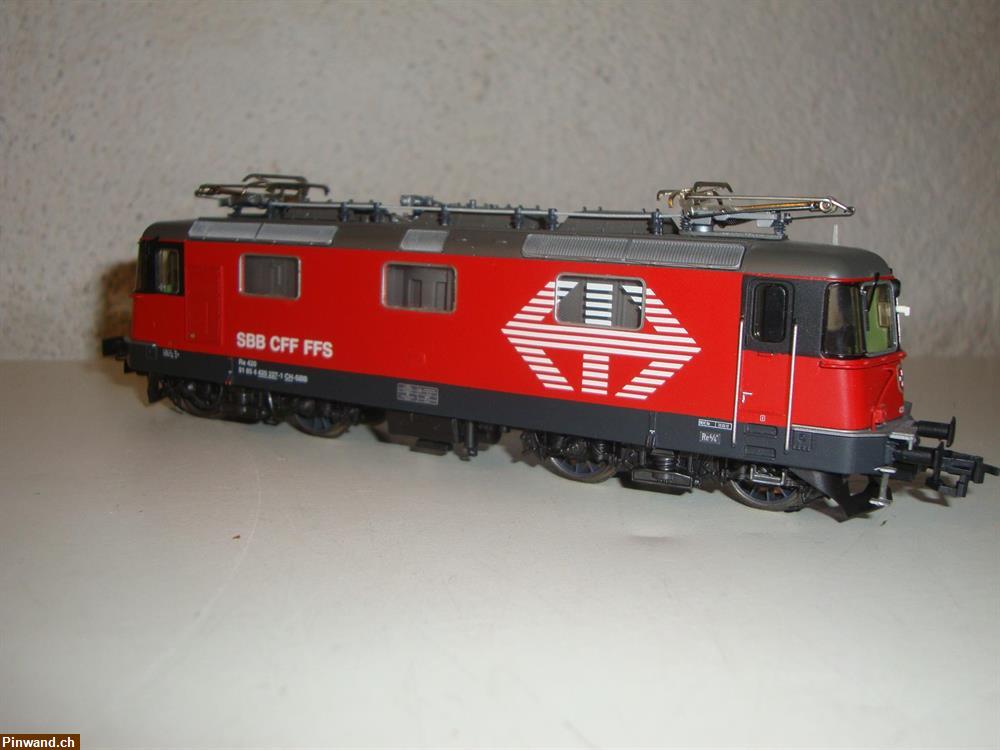 Bild 3: Re420 Lion HO Trix 22835 zu verkaufen