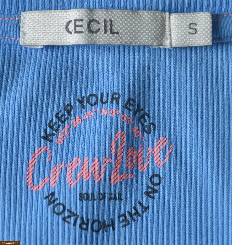 Bild 3: blaues T-Shirt von Cecil mit Rippenstruktur