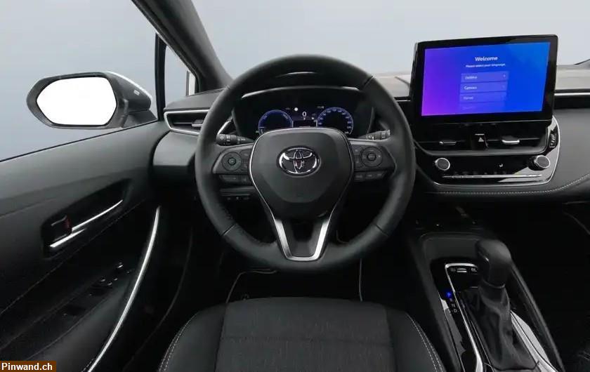 Bild 2: Toyota Sport Corolla 1.8 Hybrid zu verkaufen