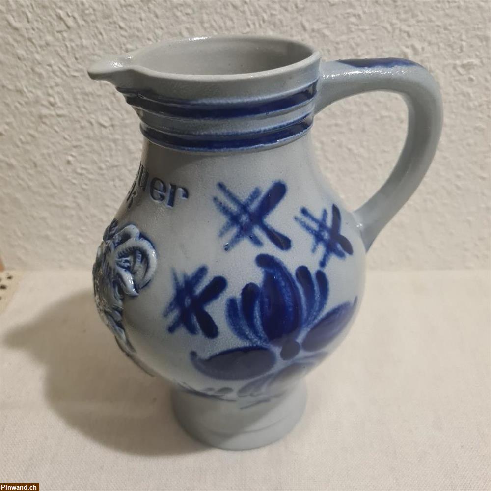 Bild 2: 1 Liter Steinkrug, Weinkrug in blau zu verkaufen