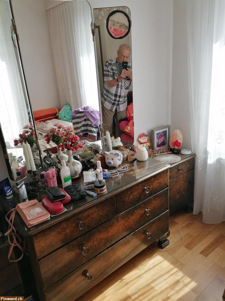 Bild 6: Gratis diverse Antike -Möbel zu verschenken