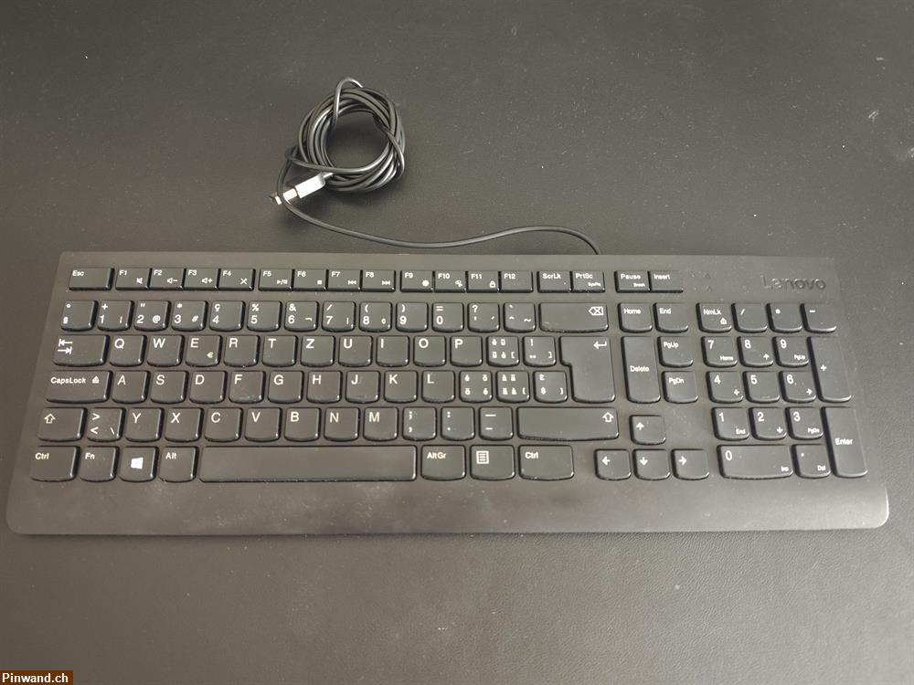 Bild 1: Tastatur Lenovo (kabelgebunden und mit Nummernpad)
