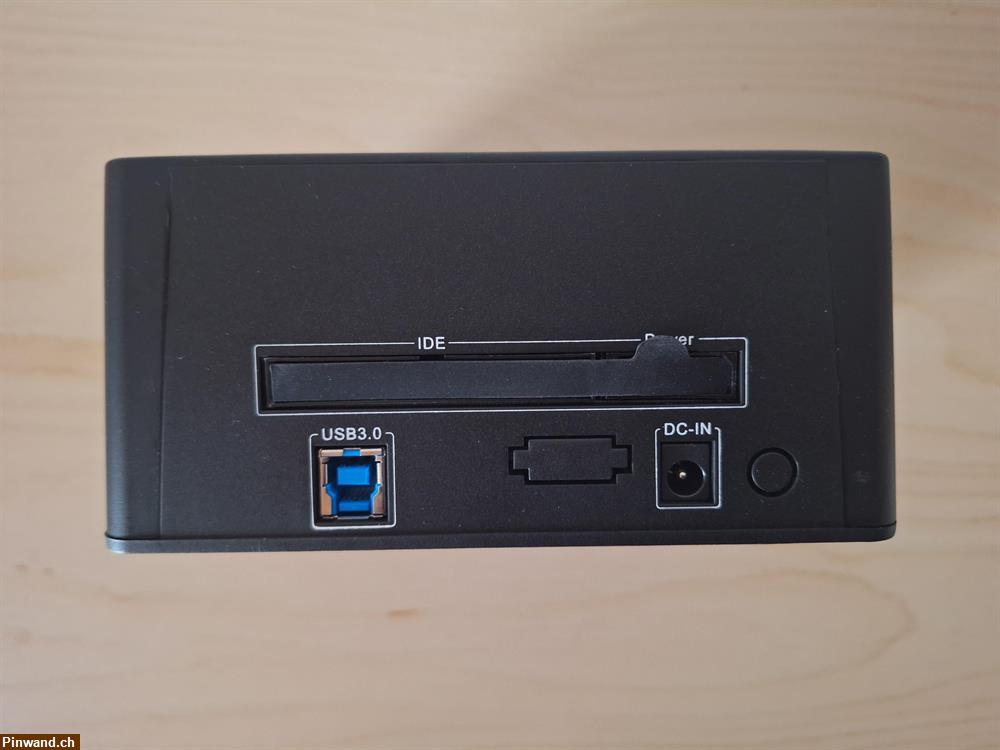 Bild 5: Dual-Bay USB 3.0 Dockingstation für SATA und IDE Festplatten