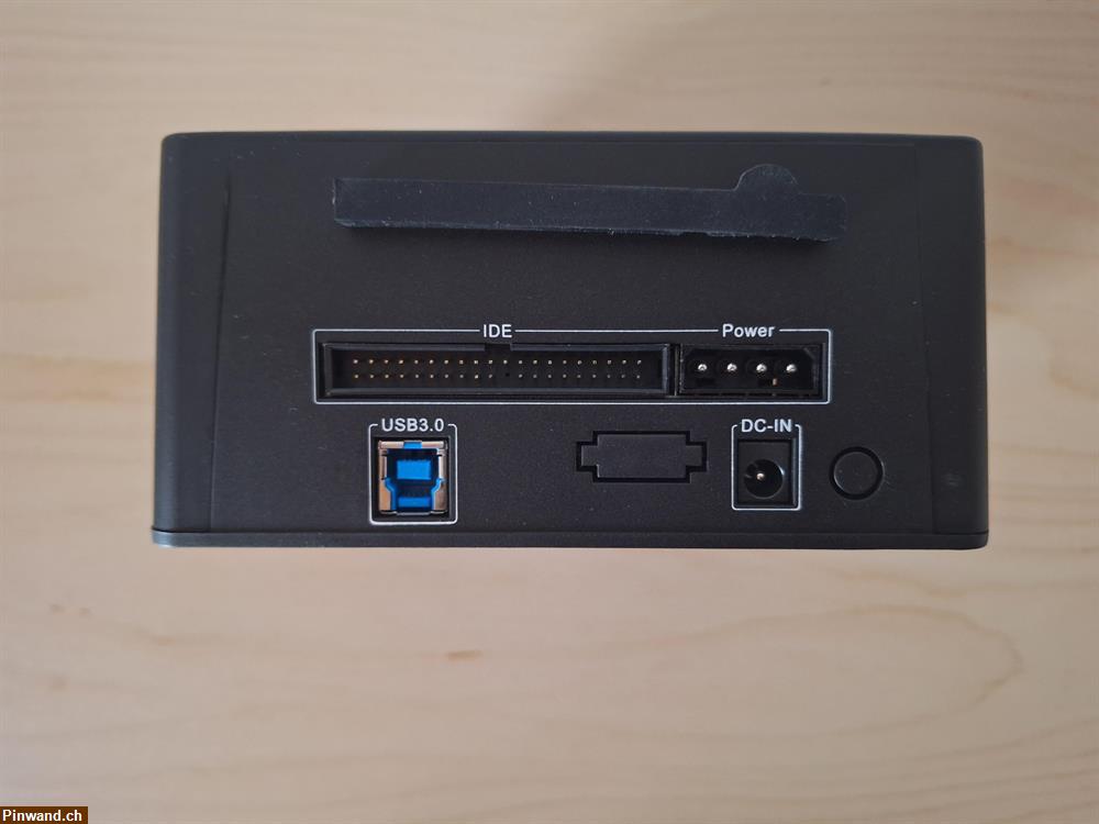 Bild 6: Dual-Bay USB 3.0 Dockingstation für SATA und IDE Festplatten