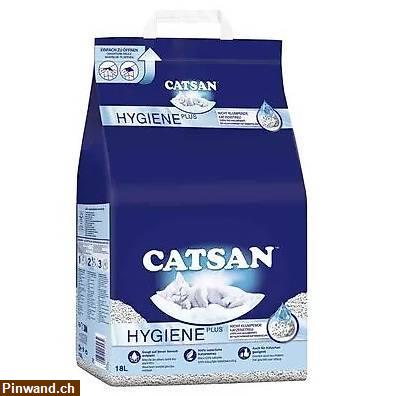 Bild 1: Katzensand und 2 Trockenfutter à 400gr für Katze