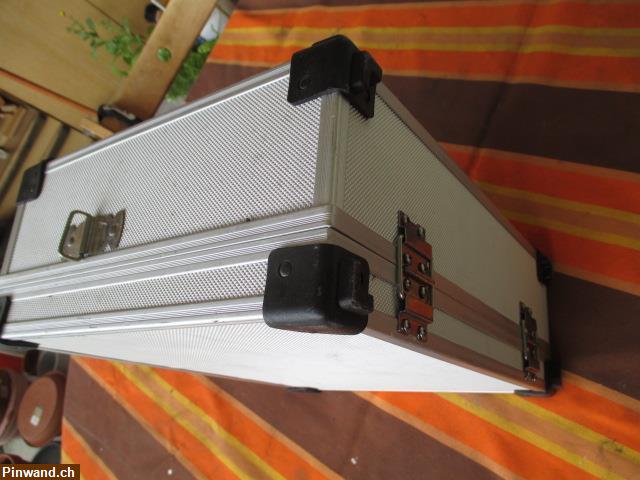 Bild 5: Aluminiumköfferli zu verkaufen