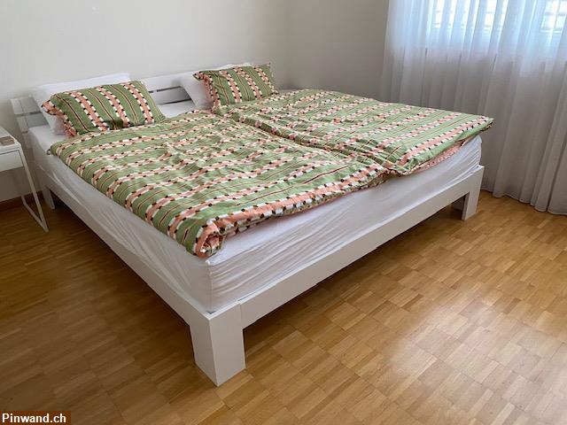 Bild 2: Gratis Aktenschrank, Regal, Holzbett, Schreibtisch etc.