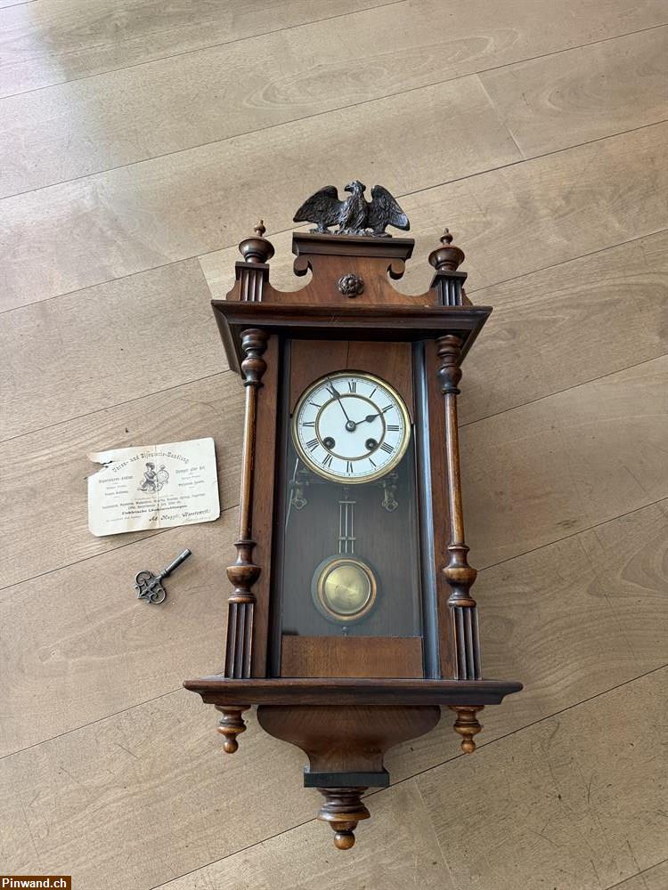 Bild 1: Antike Wanduhr zu verkaufen