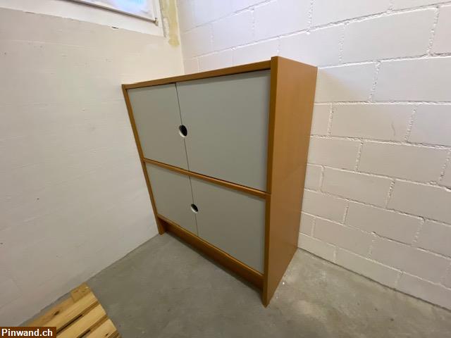 Bild 1: Gratis Aktenschrank (H 99 cm, B 84 cm)