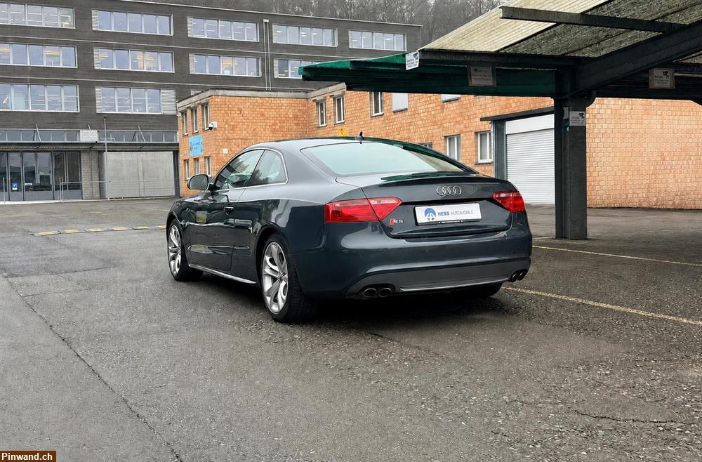 Bild 4: AUDI S5 Coupé V8 4.2 FSI quattro tiptronic V8, 4x4, 353PS, 20 Zoll Räder