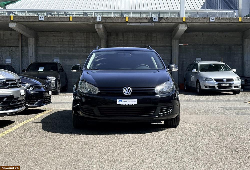 Bild 2: Occasion VW Golf Variant 1.2 TSI Trendline DSG-Automat