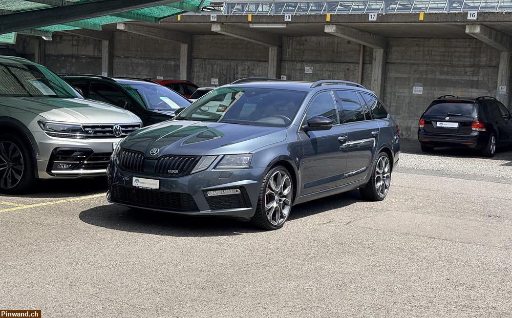 Bild 1: SKODA Octavia Combi 2.0 TDI RS 4x4 DSG