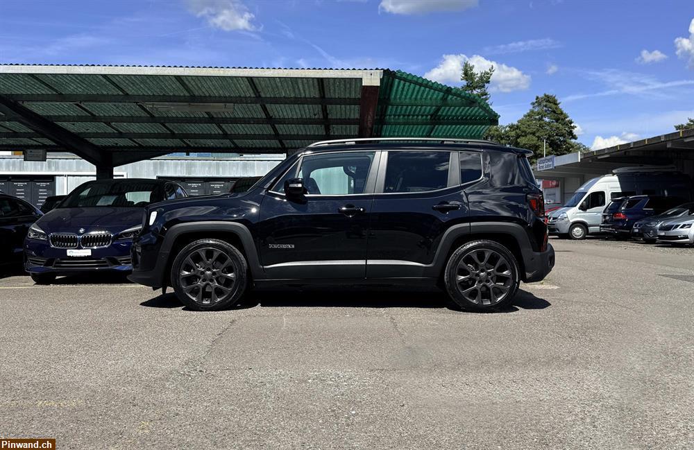Bild 3: Occasion JEEP Renegade 1.5 MHEV Limited Automat