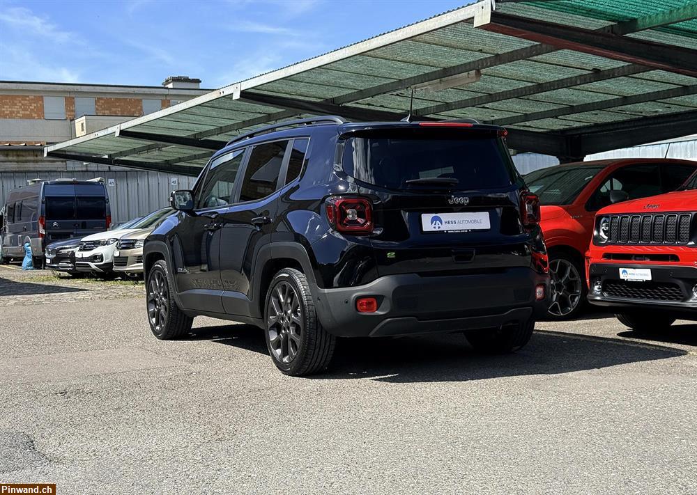 Bild 4: Occasion JEEP Renegade 1.5 MHEV Limited Automat