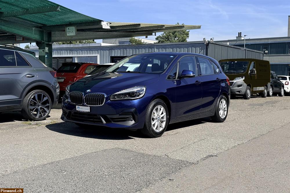 Bild 1: BMW 220i Active Tourer DKG-Automat Sport Line