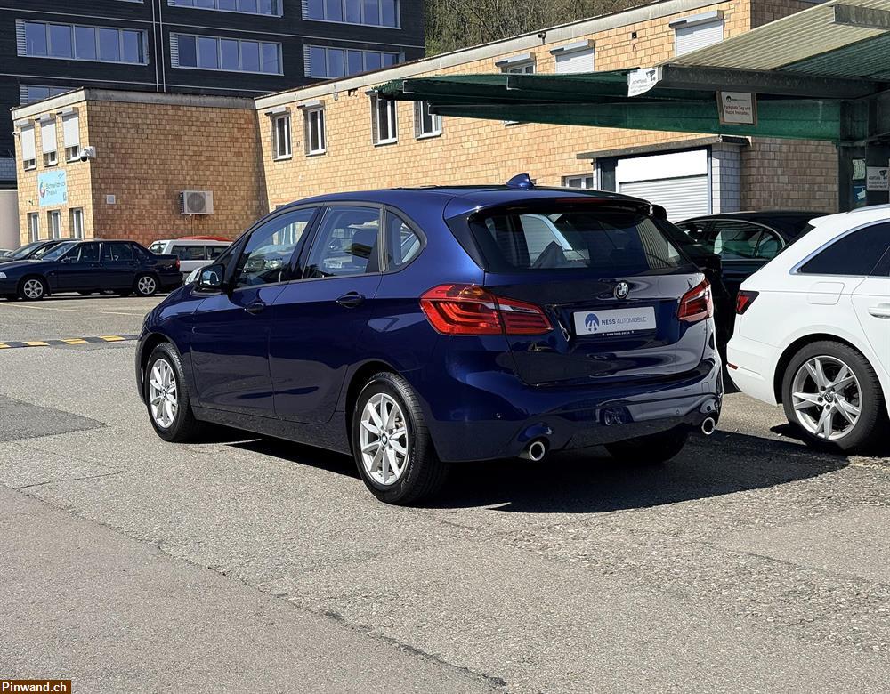 Bild 4: BMW 220i Active Tourer DKG-Automat Sport Line