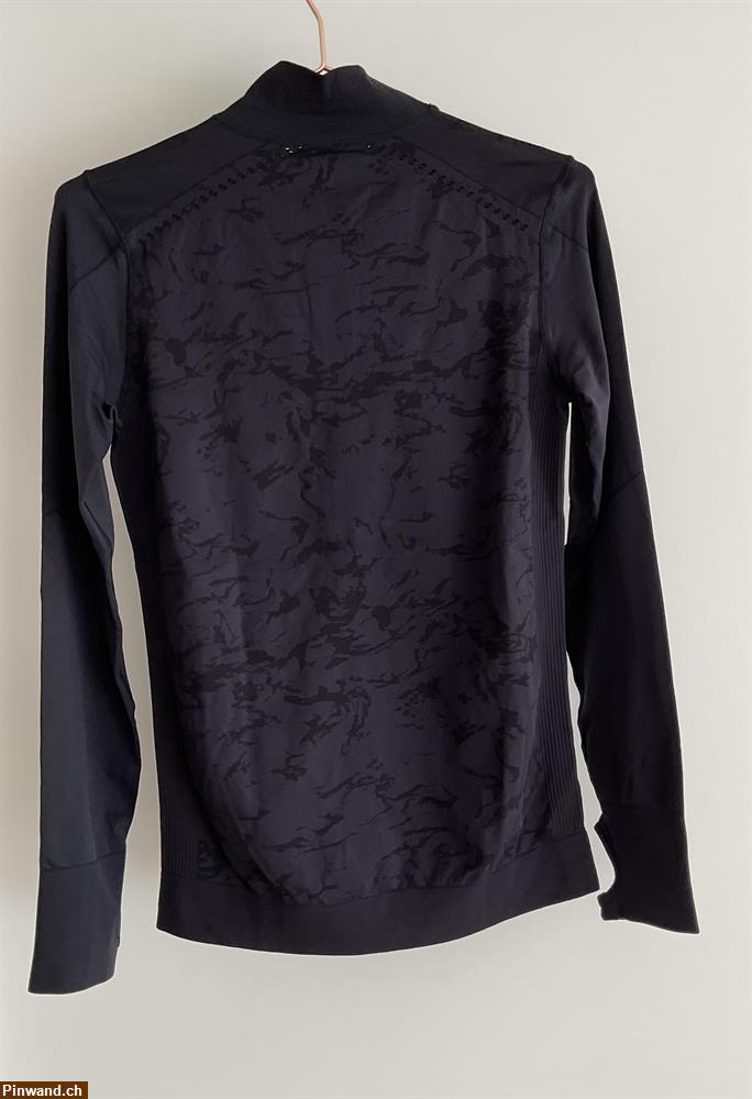 Bild 2: Sport Jacke Crivit EUR Gr. M 40/42 zu verkaufen