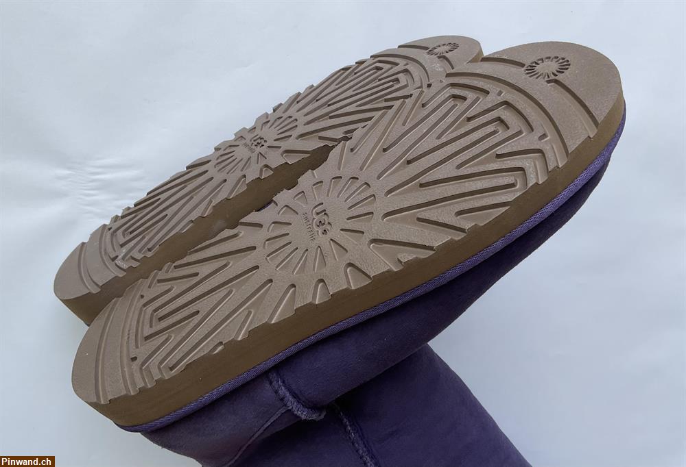 Bild 3: Stiefeln UGG violett zu verkaufen