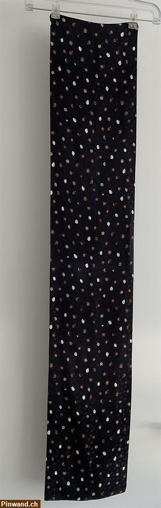 Bild 1: Halsschal 24,5 x 136 cm zu verkaufen