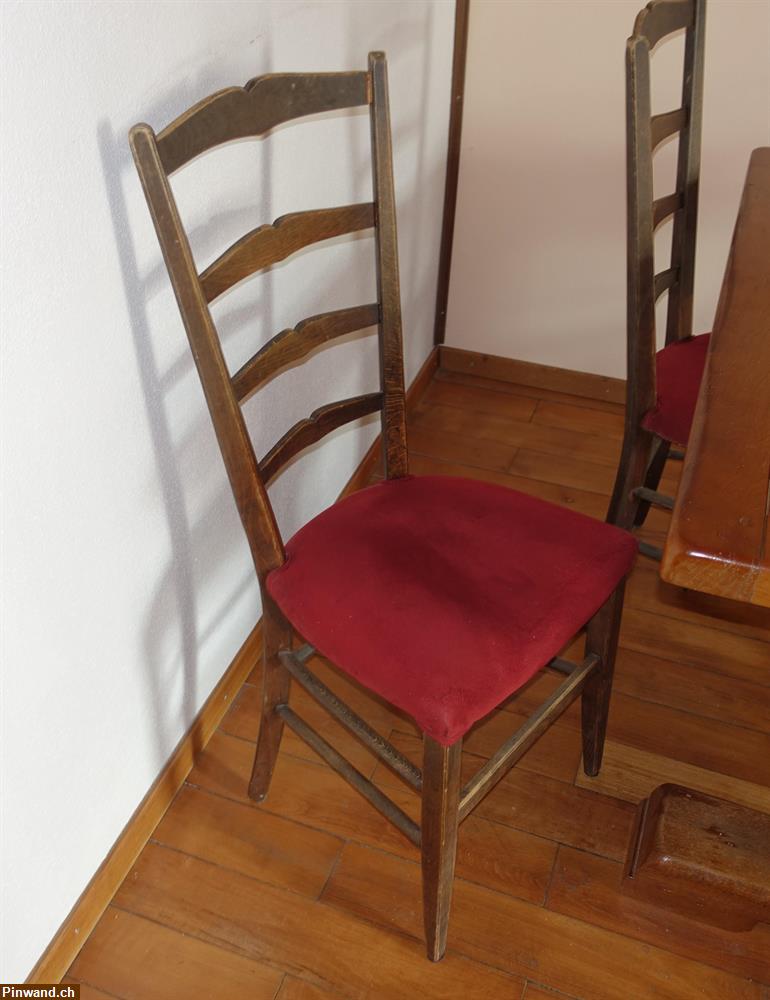 Bild 5: Tisch mit 4 Stühlen, Massivholz Eiche zu verkaufen