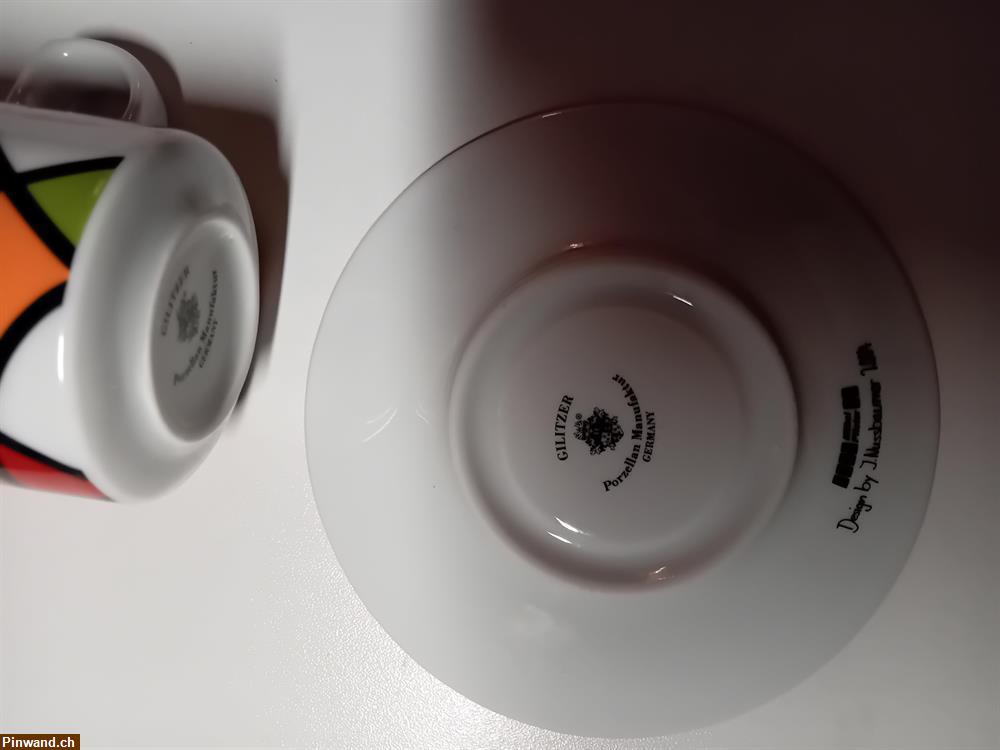 Bild 6: Verschiedene Kaffeetassen mit Untersatz abzugeben