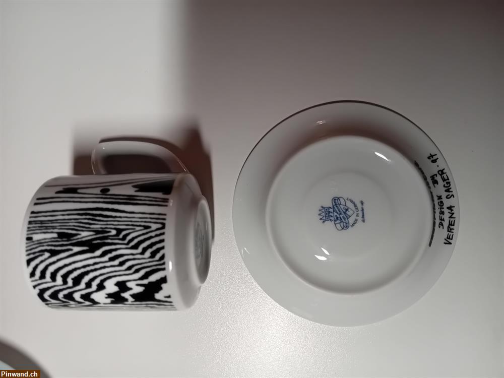Bild 8: Verschiedene Kaffeetassen mit Untersatz abzugeben