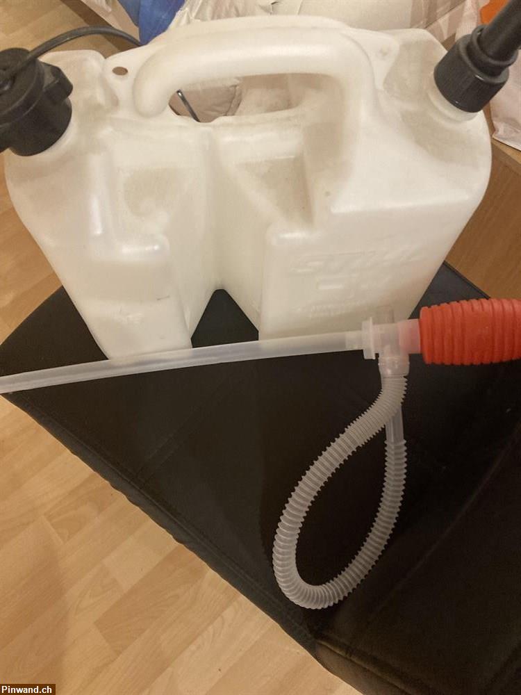 Bild 1: STIHL Kanister für Öl, Benzin