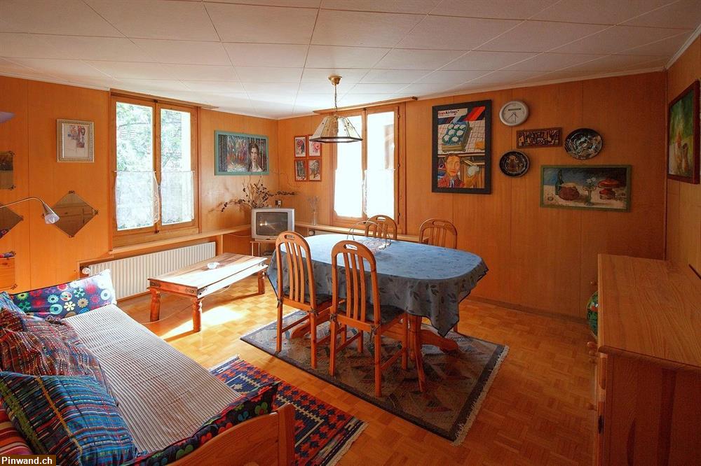 Bild 1: Gemütliche 3.5-Zimmerwohnung, Chalet-Style, 2 Balkone, im Zentrum Leukerbad
