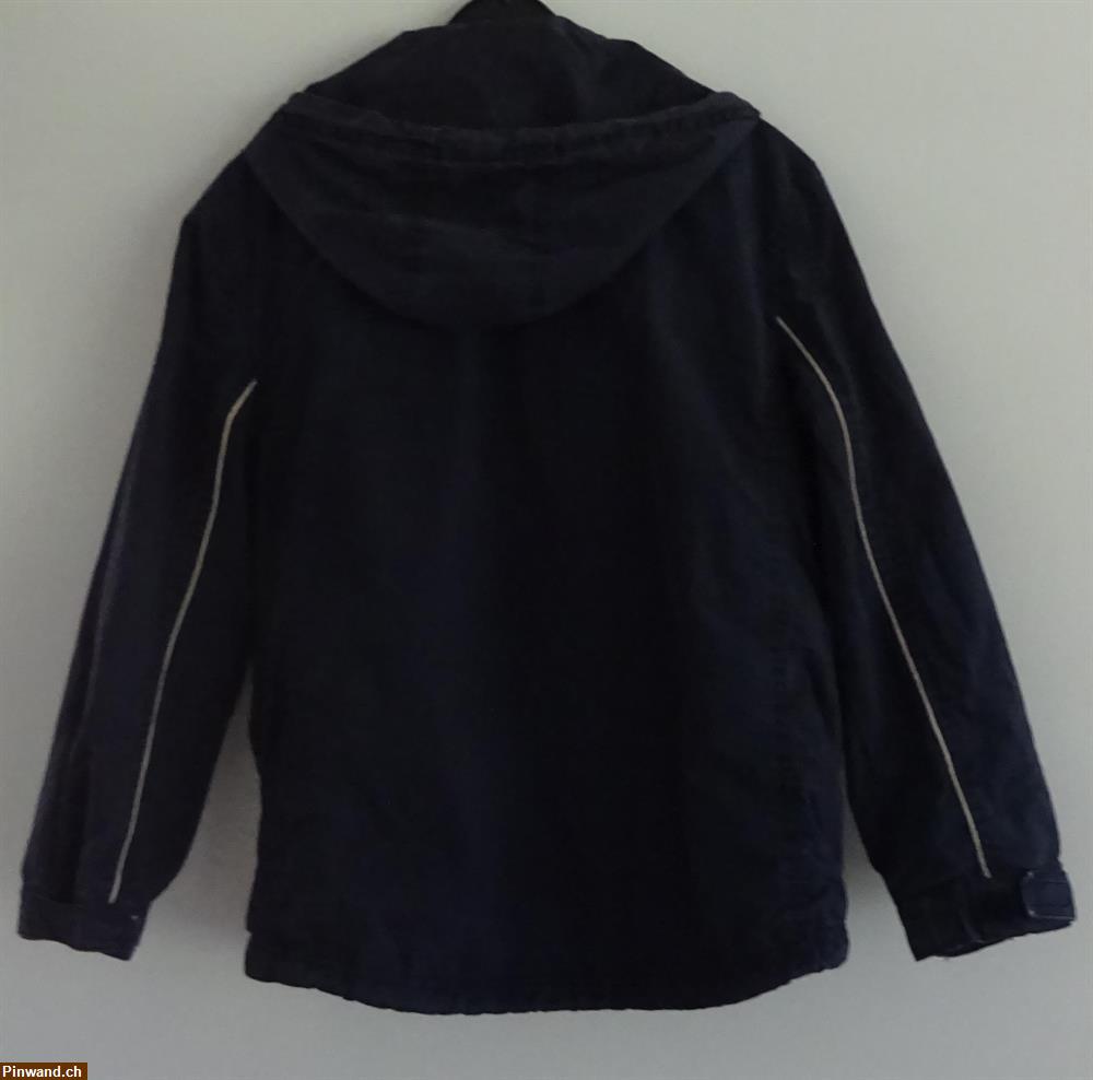 Bild 2: Gr. 152 Kapuzen-Jacke zu verkaufen