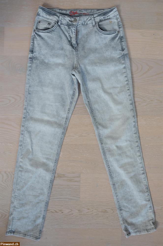 Bild 1: Hellgraue Damen Jeans/Hose von Stella by Kenny S. mit Reissverschluss