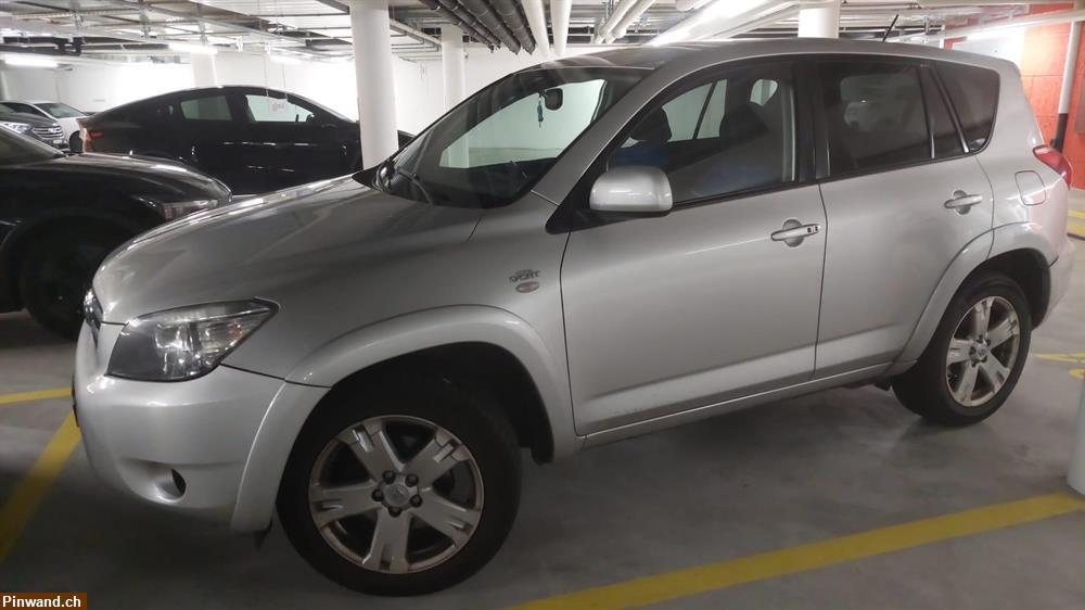 Bild 2: TOYOTA RAV4 2.2 für Export 460'000 km, MFK 10/2025