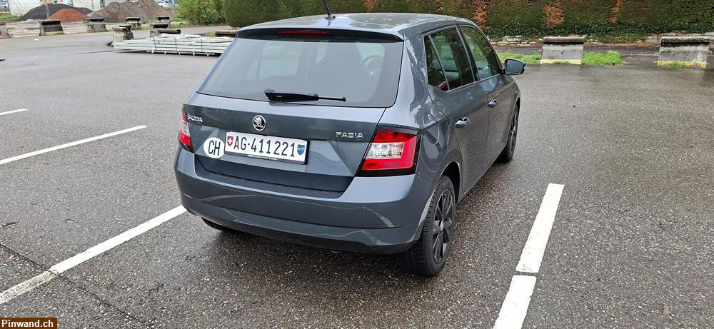 Bild 3: Skoda Fabia 1.0 DSG, Modell 5.2018 aus erster Hand