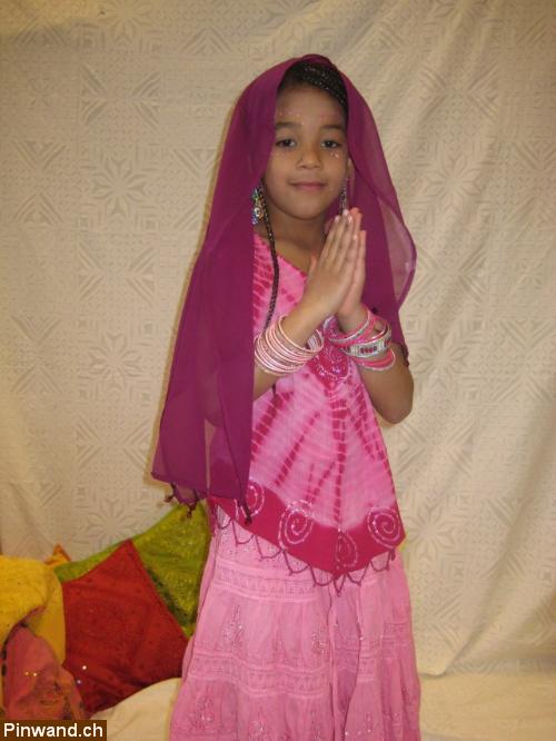 Bild 3: Indische Kinderkleider - Kids Fashion Bollywood Artikel, farbige Kinderkleidli